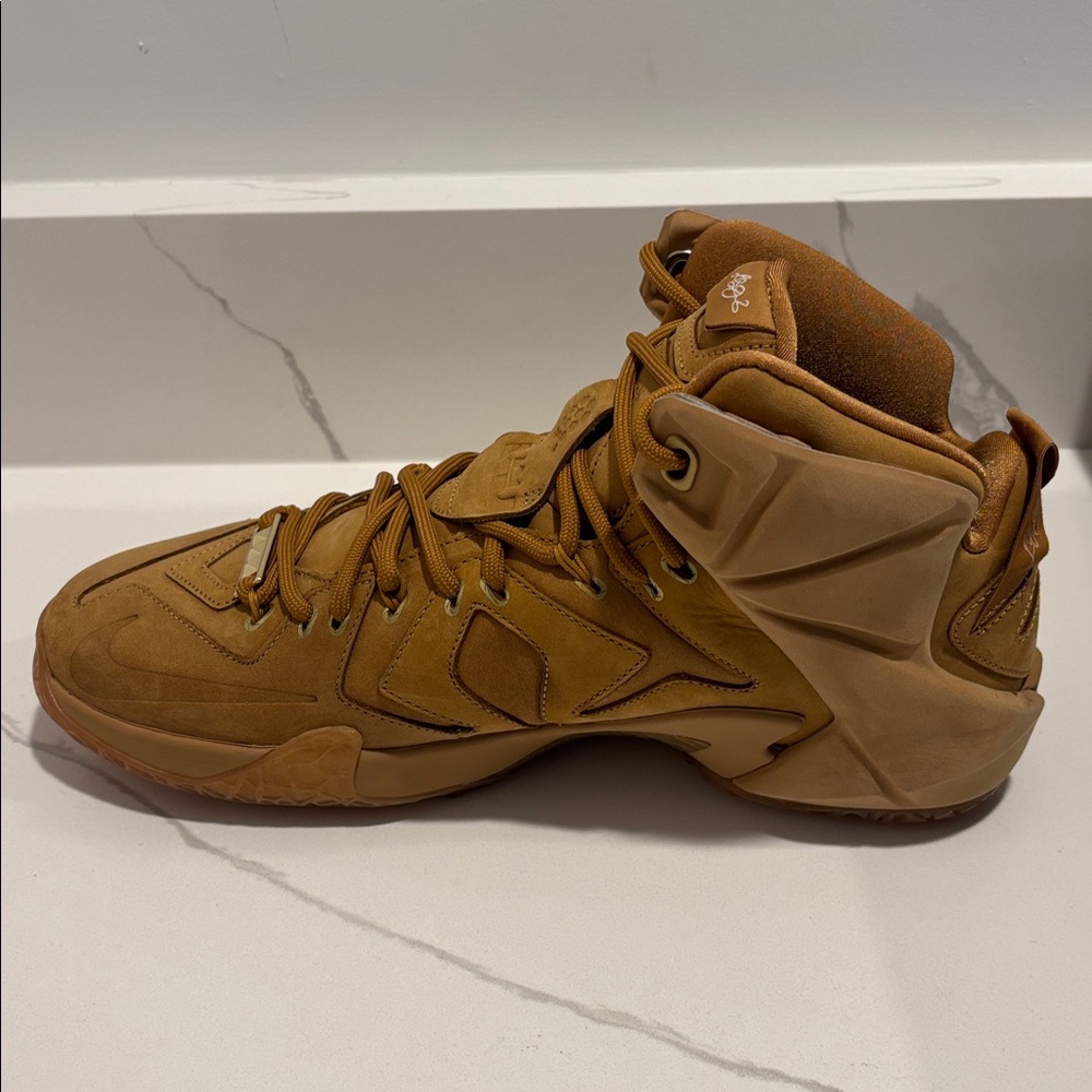 NWT NIKE LEBRON 12 EXT - Picture 10 of 13